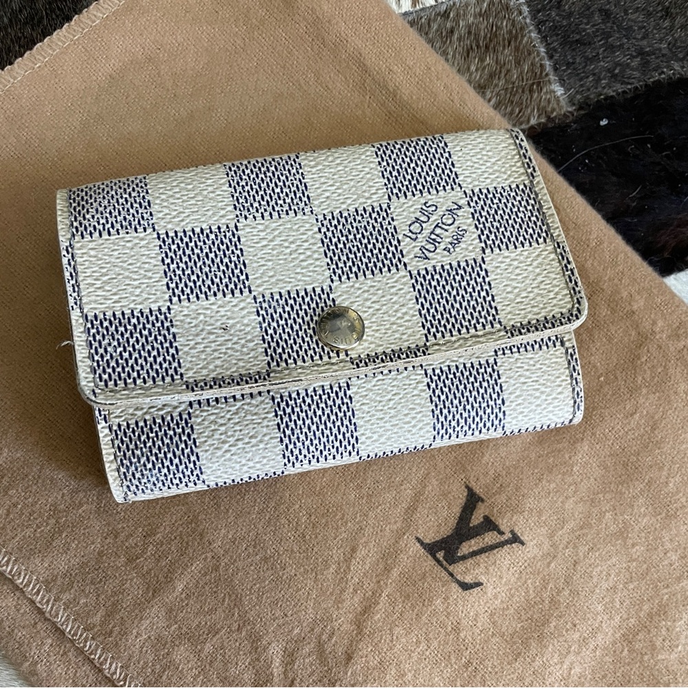 SOLDAuthentic Damier Azure Key Case /6